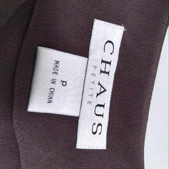 Chaus Petite Silk Women Soft Blouse Short sleeves Size P Brown Lightweight - Picture 6 of 8